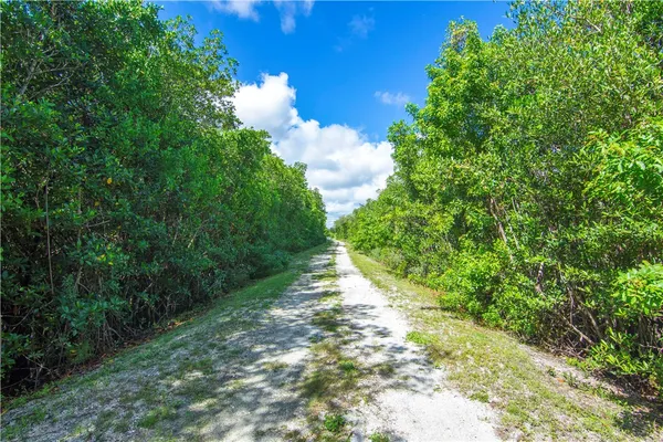 $675,000 | 8372 Beagle Terrace, Vero Beach, FL 32967
