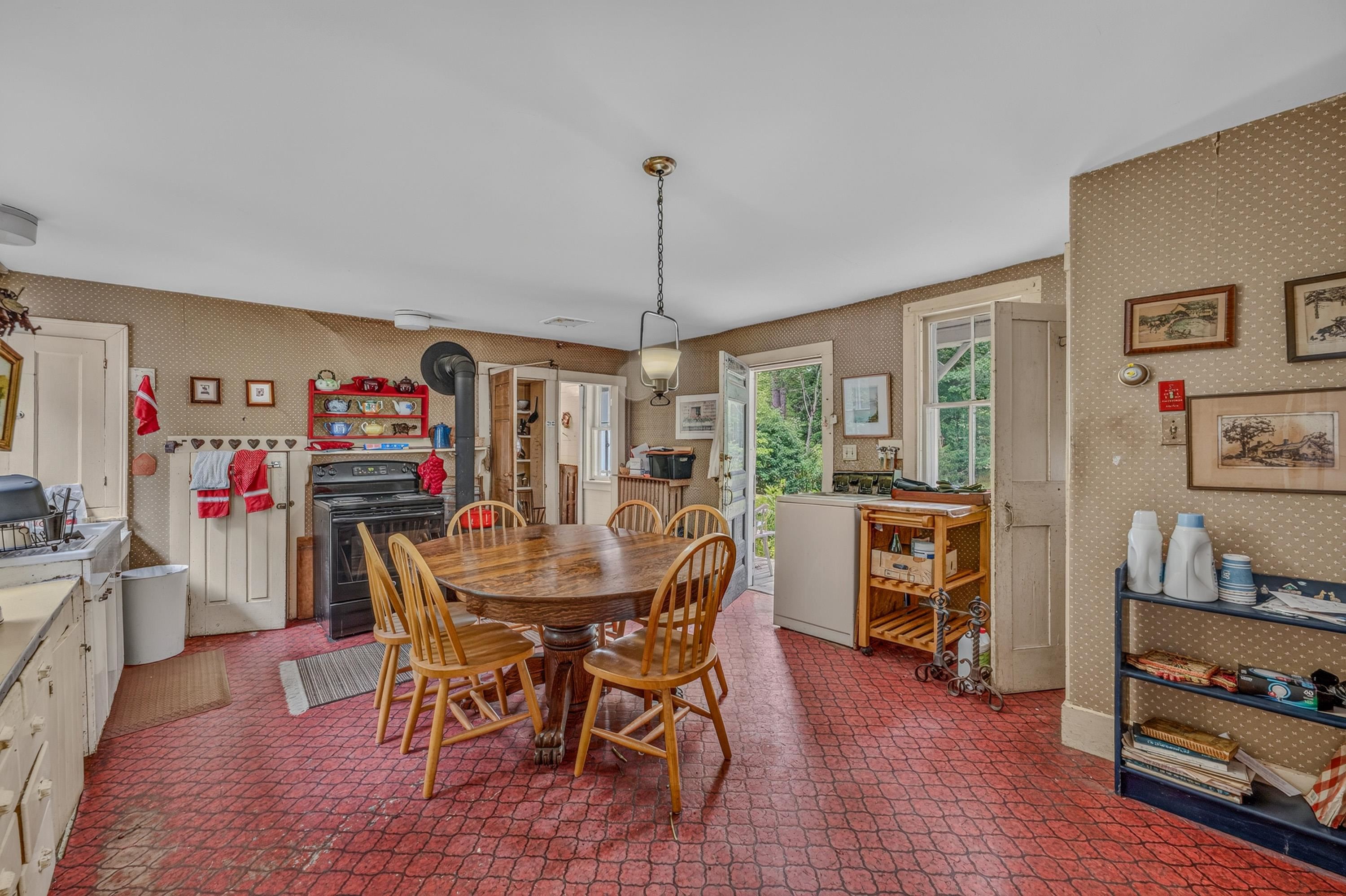 166 Main Street New Hampton, NH 03256 - Photo 10 of 55