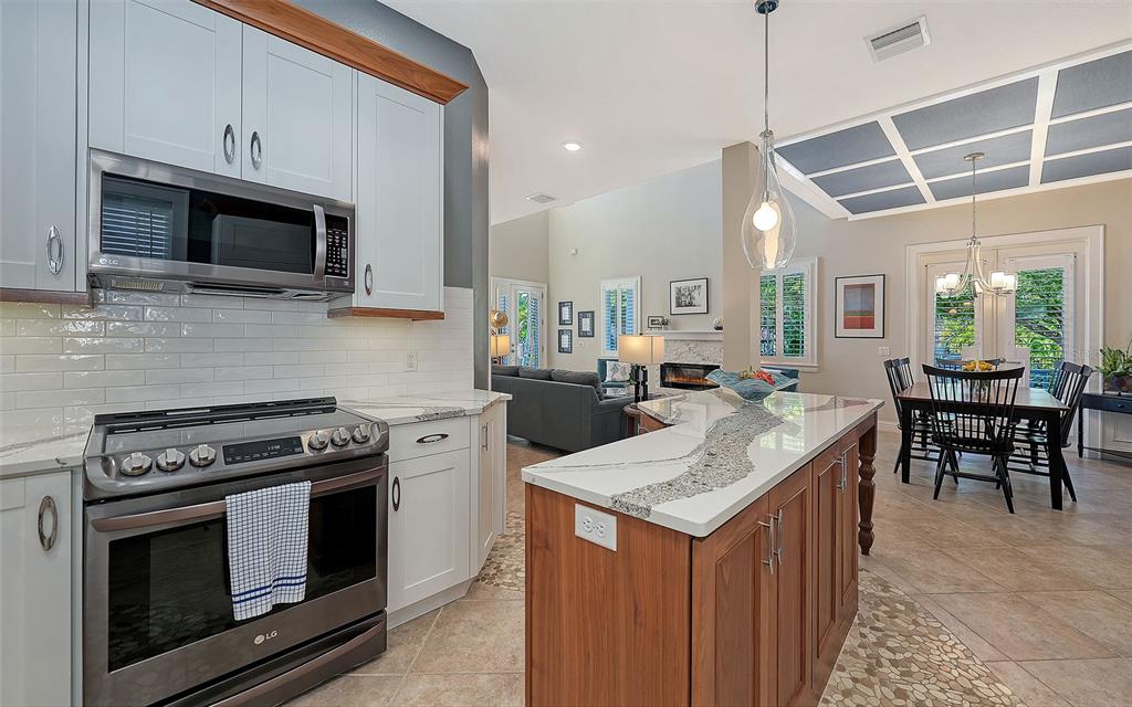 1775 Stapleton Street Sarasota, FL 34239 - Photo 17 of 54