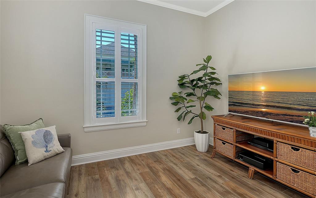 1775 Stapleton Street Sarasota, FL 34239 - Photo 18 of 54