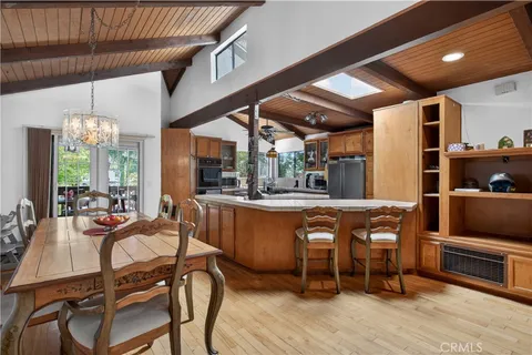 $1,828,000 | 5625 Terrace Drive, La Crescenta, CA 91214