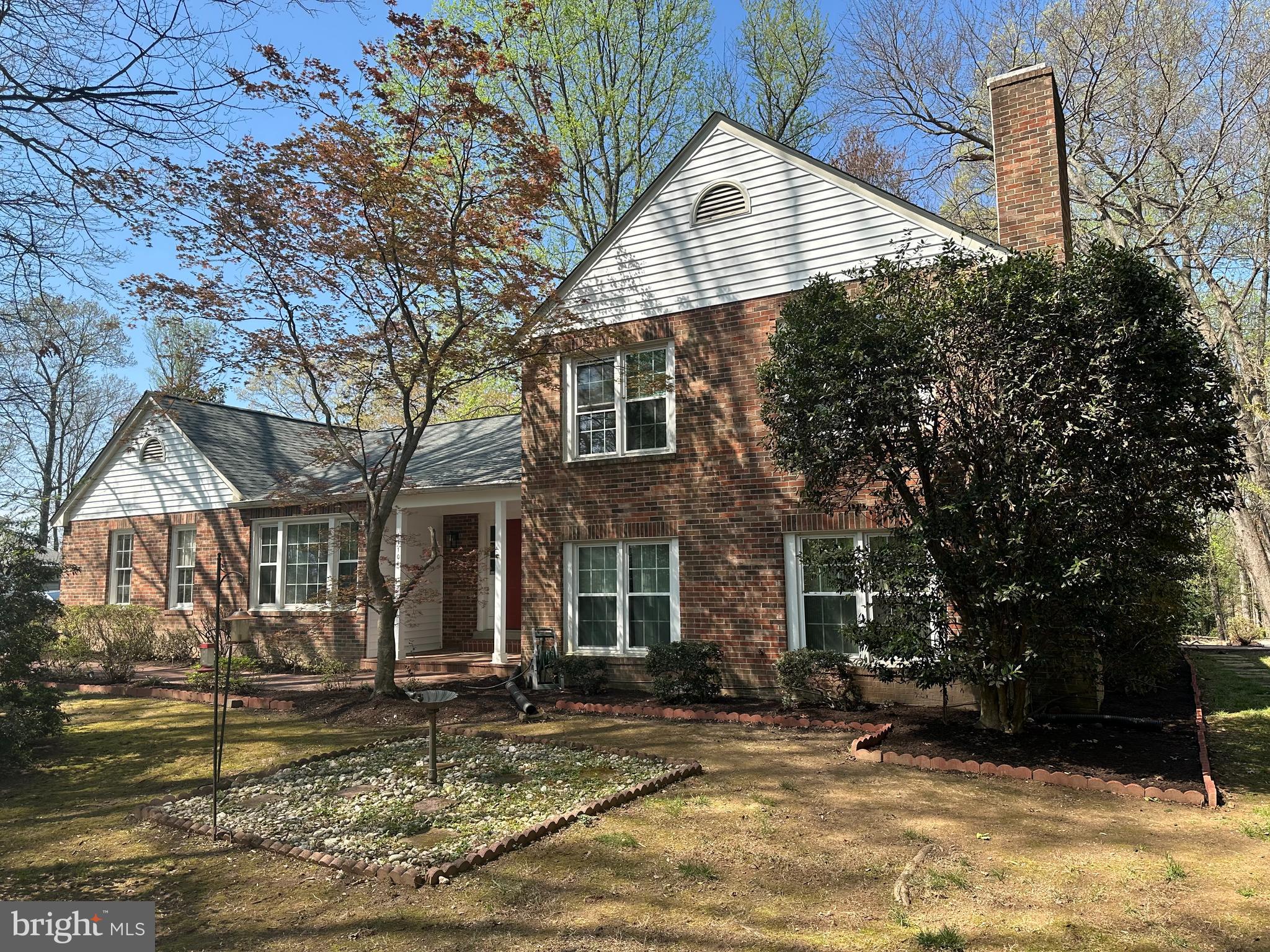 11104 Loran Road Great Falls, VA 22066 - Photo 1 of 27