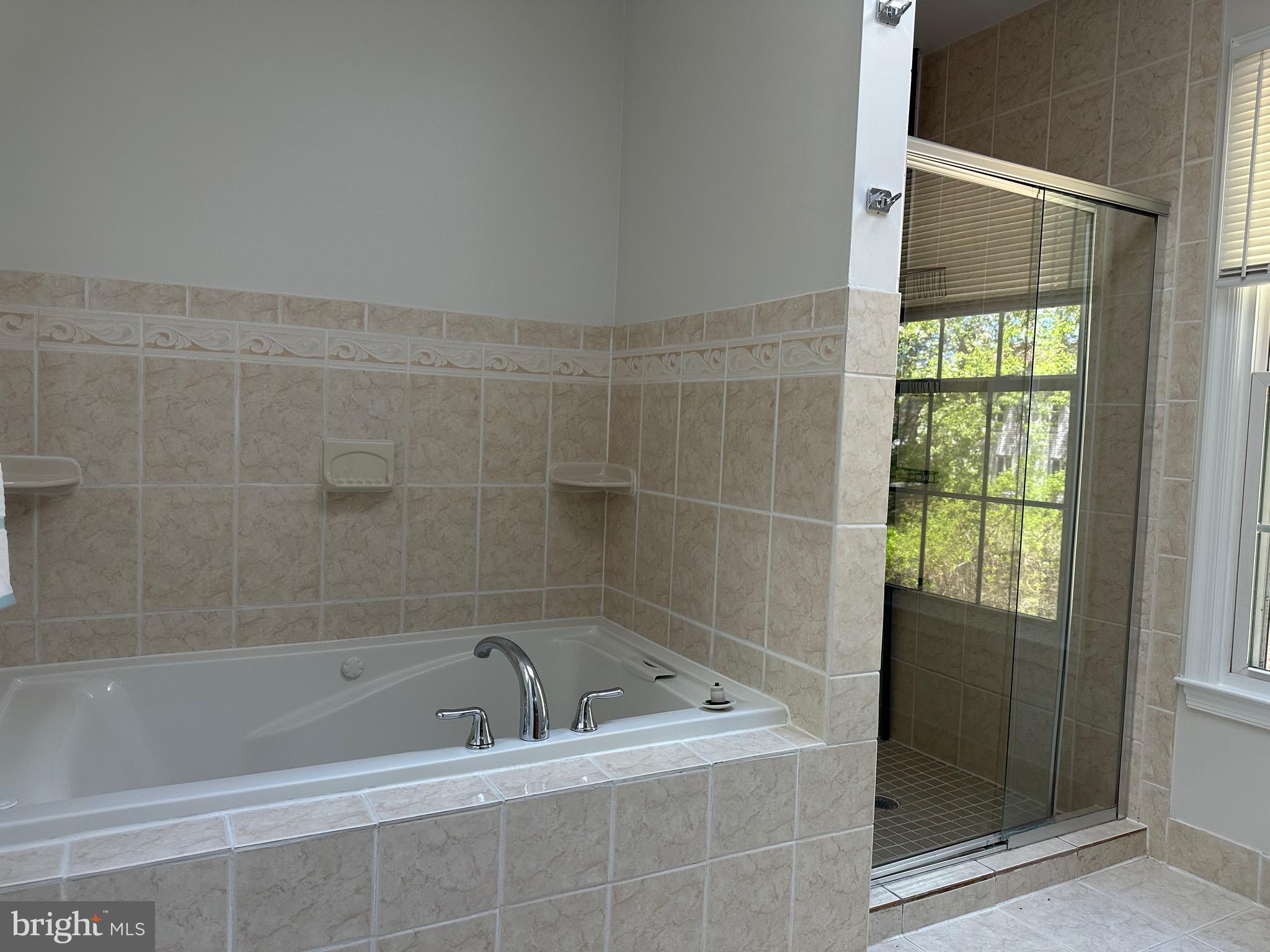 11104 Loran Road Great Falls, VA 22066 - Photo 14 of 27