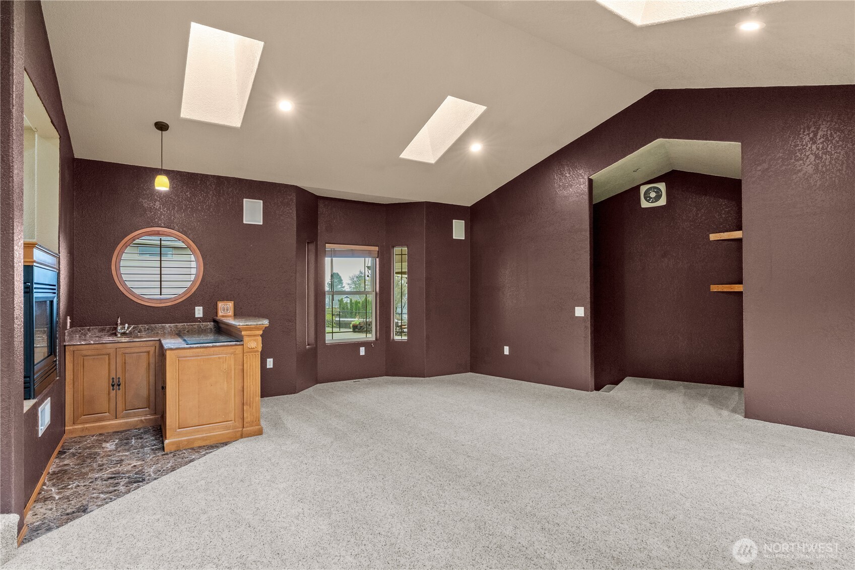 100 9th Street South Montesano, WA 98563 - Photo 12 of 40 a furnished livingroom with windows and cabinet