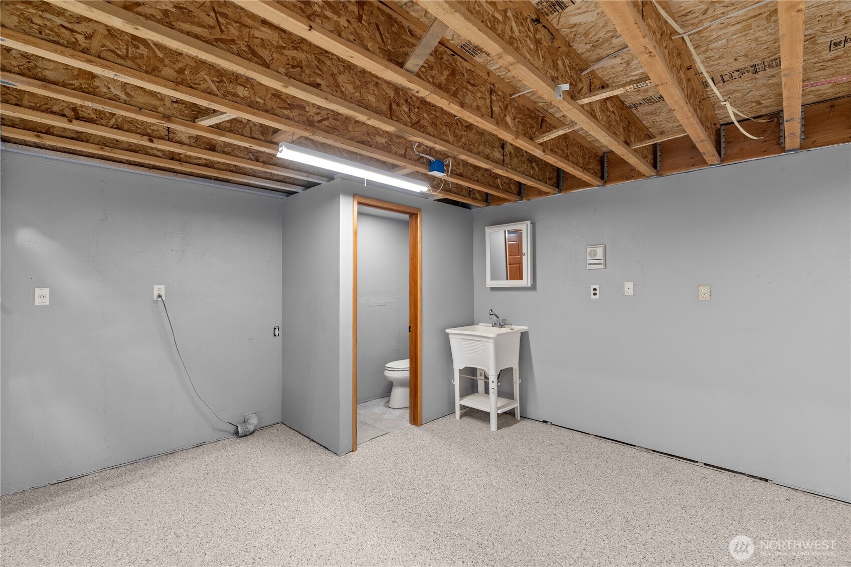 100 9th Street South Montesano, WA 98563 - Photo 32 of 40 a view of an empty room