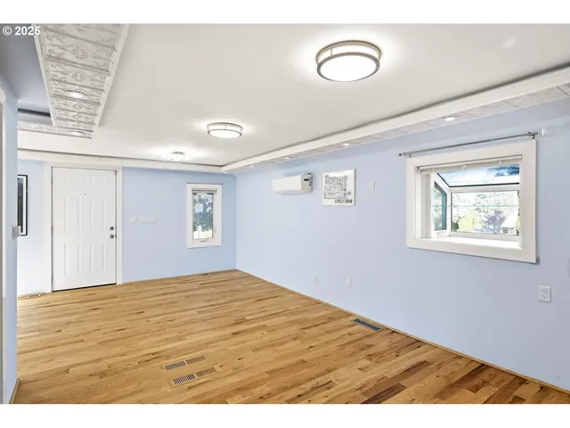 $499,999 | 5050 Northeast 91st Avenue, Portland, OR 97220