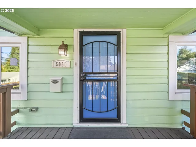 $499,999 | 5050 Northeast 91st Avenue, Portland, OR 97220