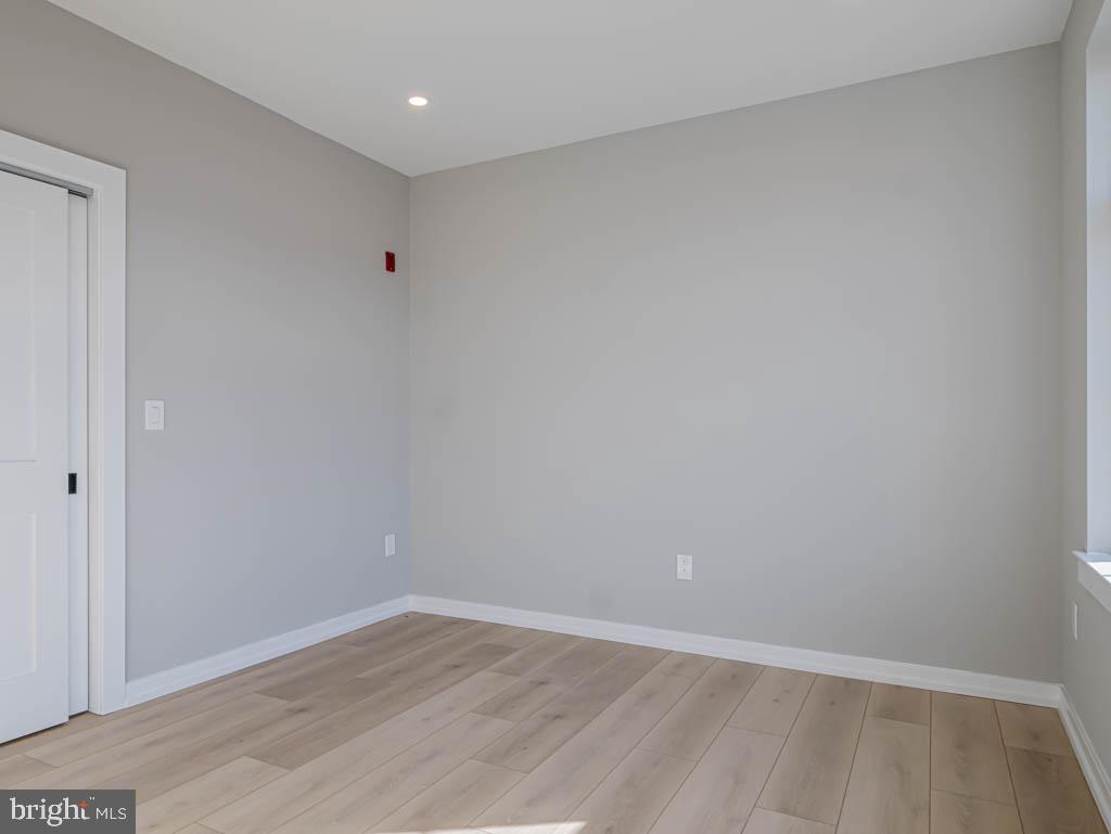 769 South 10th Street, Unit 3D Philadelphia, PA 19147 - Photo 6 of 9 a view of an empty room