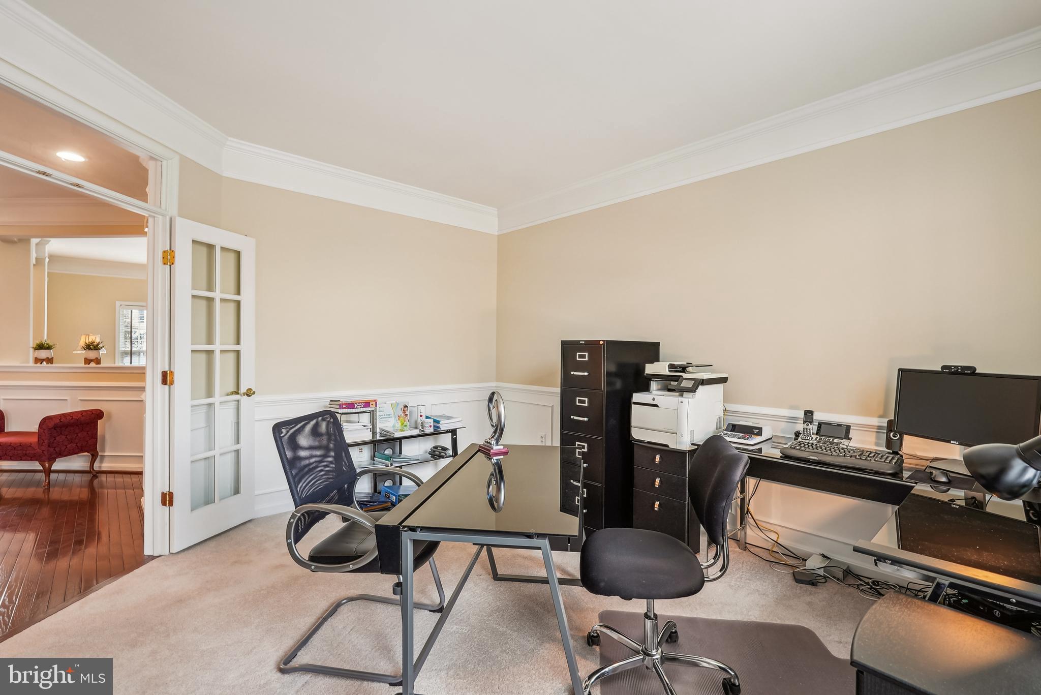 42801 Ridgeway Drive Broadlands, VA 20148 - Photo 19 of 40 a view of a workspace with furniture