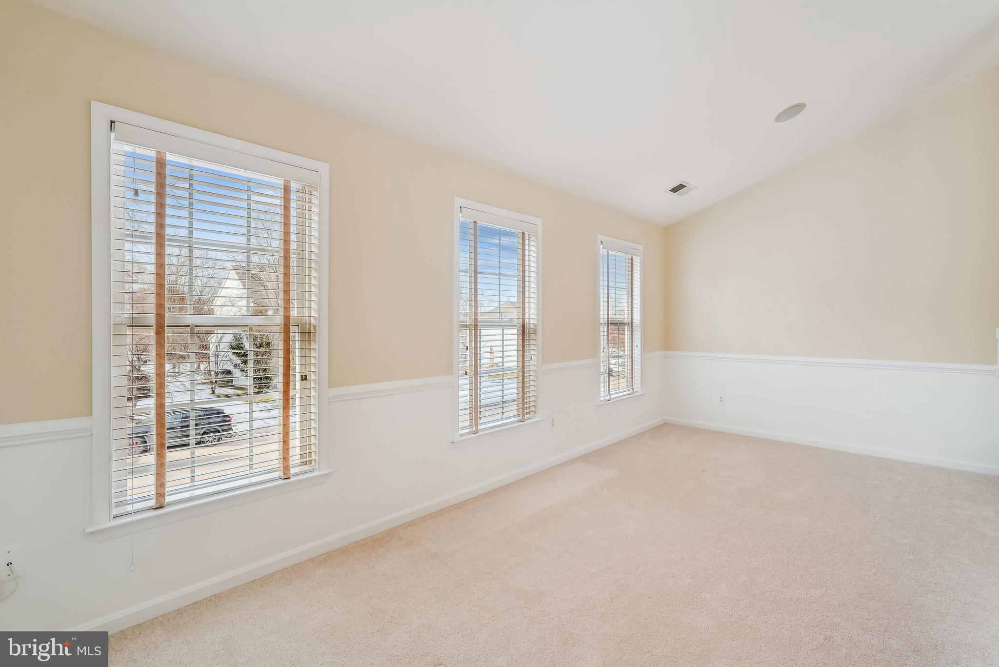 42801 Ridgeway Drive Broadlands, VA 20148 - Photo 27 of 40 an empty room with windows
