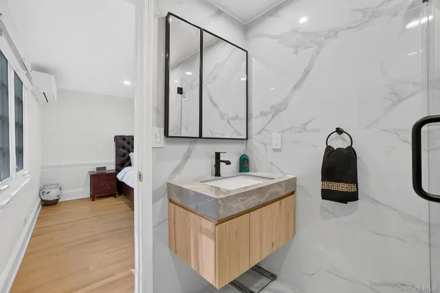 $1,395,000 | 20 Whistler Road, Scarsdale, NY 10583