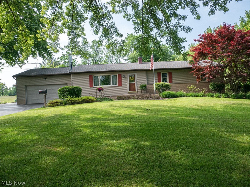 6141 West Calla Road Canfield, OH 44406 - Photo 1 of 25 Gallery Image 1