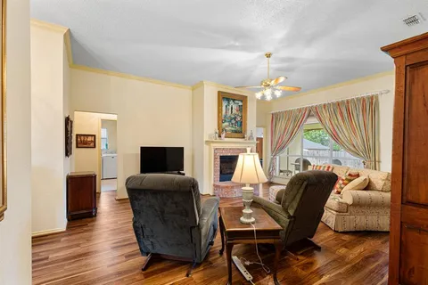 $237,000 | 620 Troxell Boulevard, Rhome, TX 76078