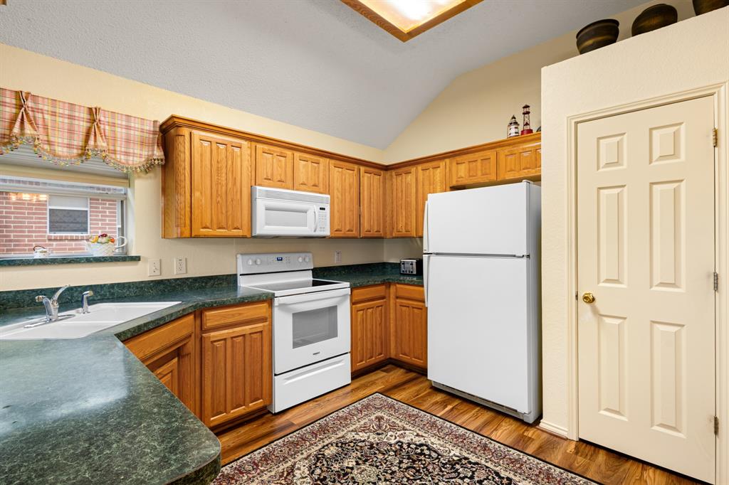 620 Troxell Boulevard Rhome, TX 76078 - Photo 8 of 23