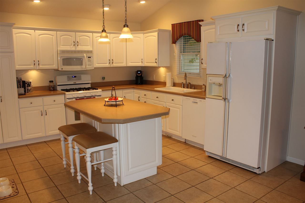 37 South Hunters Ridge Warsaw, IN 46582 - Photo 6 of 35 Gallery Image 6