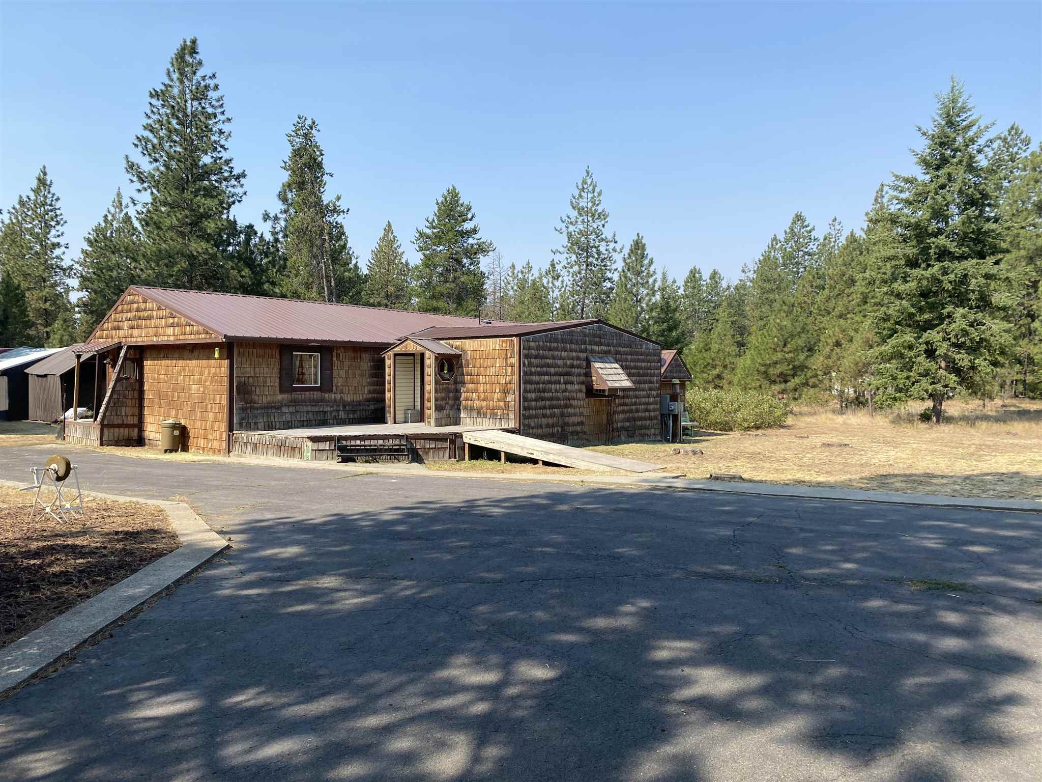3712 East Oregon Road Elk, WA 99009 - Photo 2 of 27