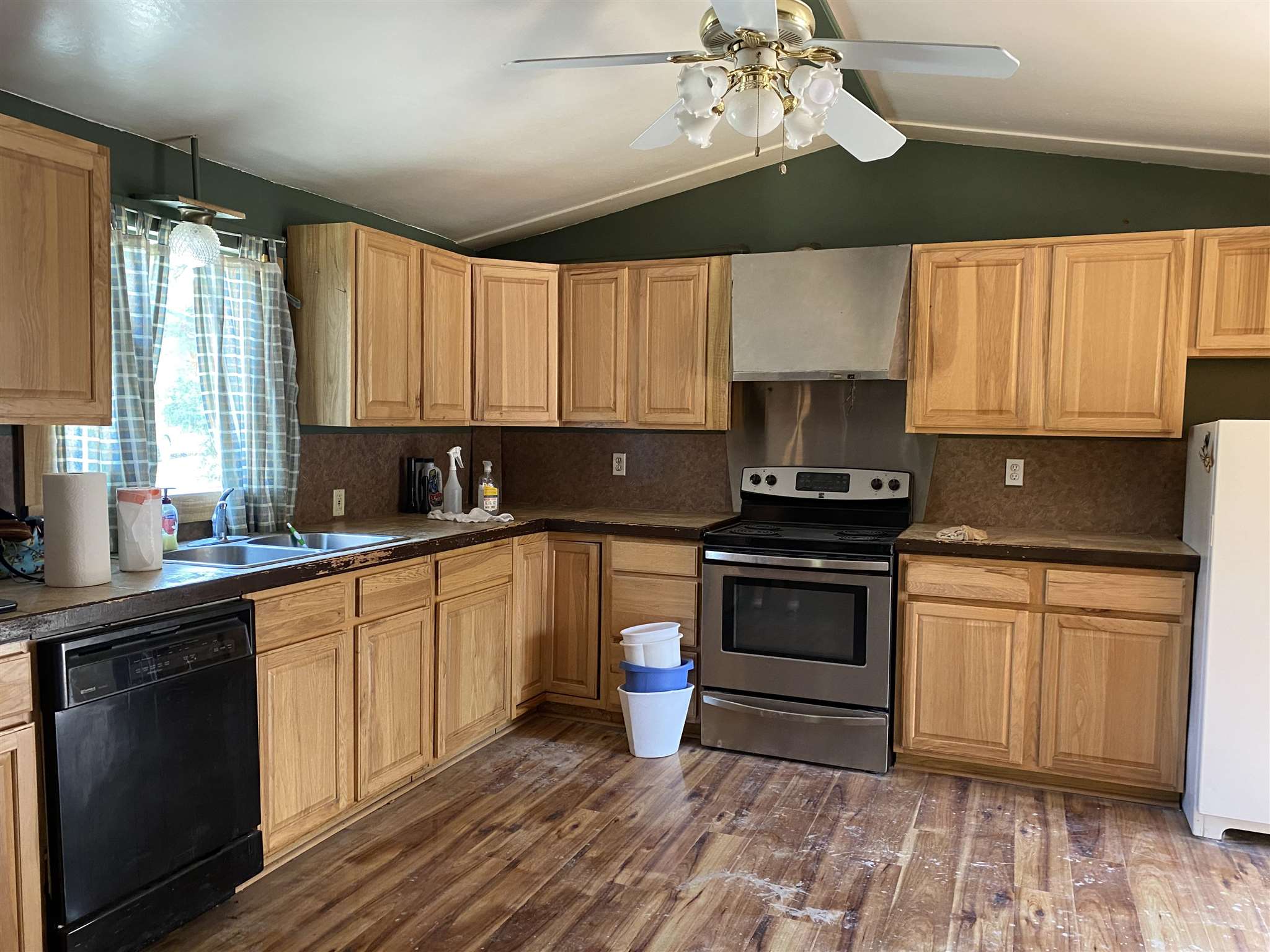 3712 East Oregon Road Elk, WA 99009 - Photo 8 of 27