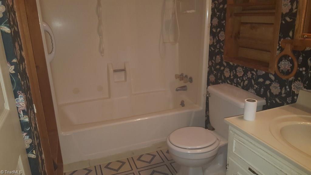 243 Mill Ridge Road North Wilkesboro, NC 28659 - Photo 15 of 26 Gallery Image 15