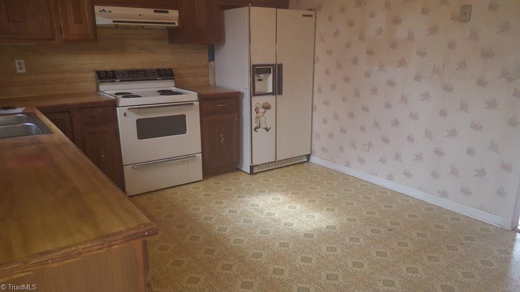 243 Mill Ridge Road North Wilkesboro, NC 28659 - Photo 9 of 26 Gallery Image 9