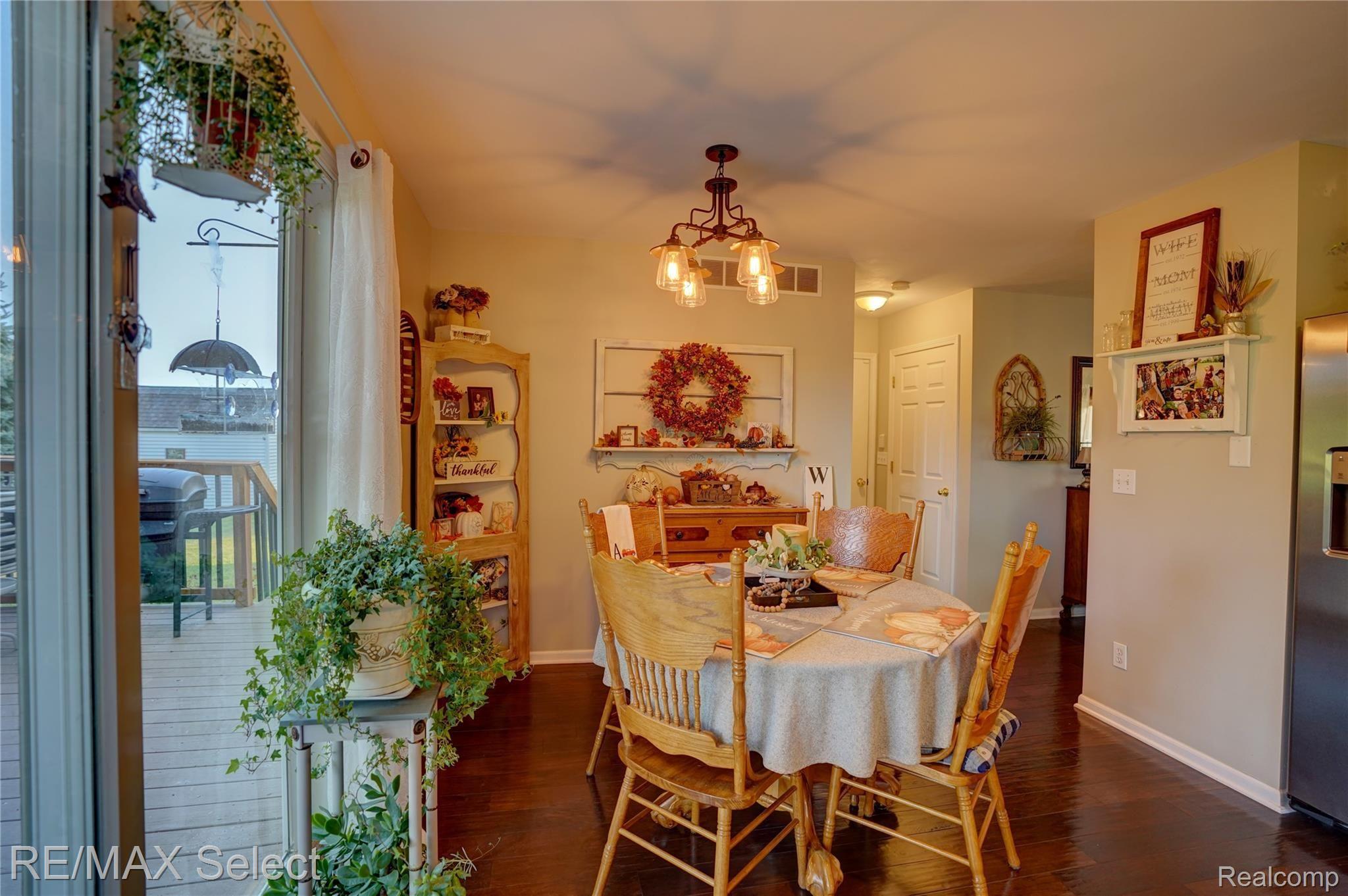 8224 North Genesee Road Mount Morris, MI 48458 - Photo 9 of 57 8224 N Genesee Road 29.jpg
