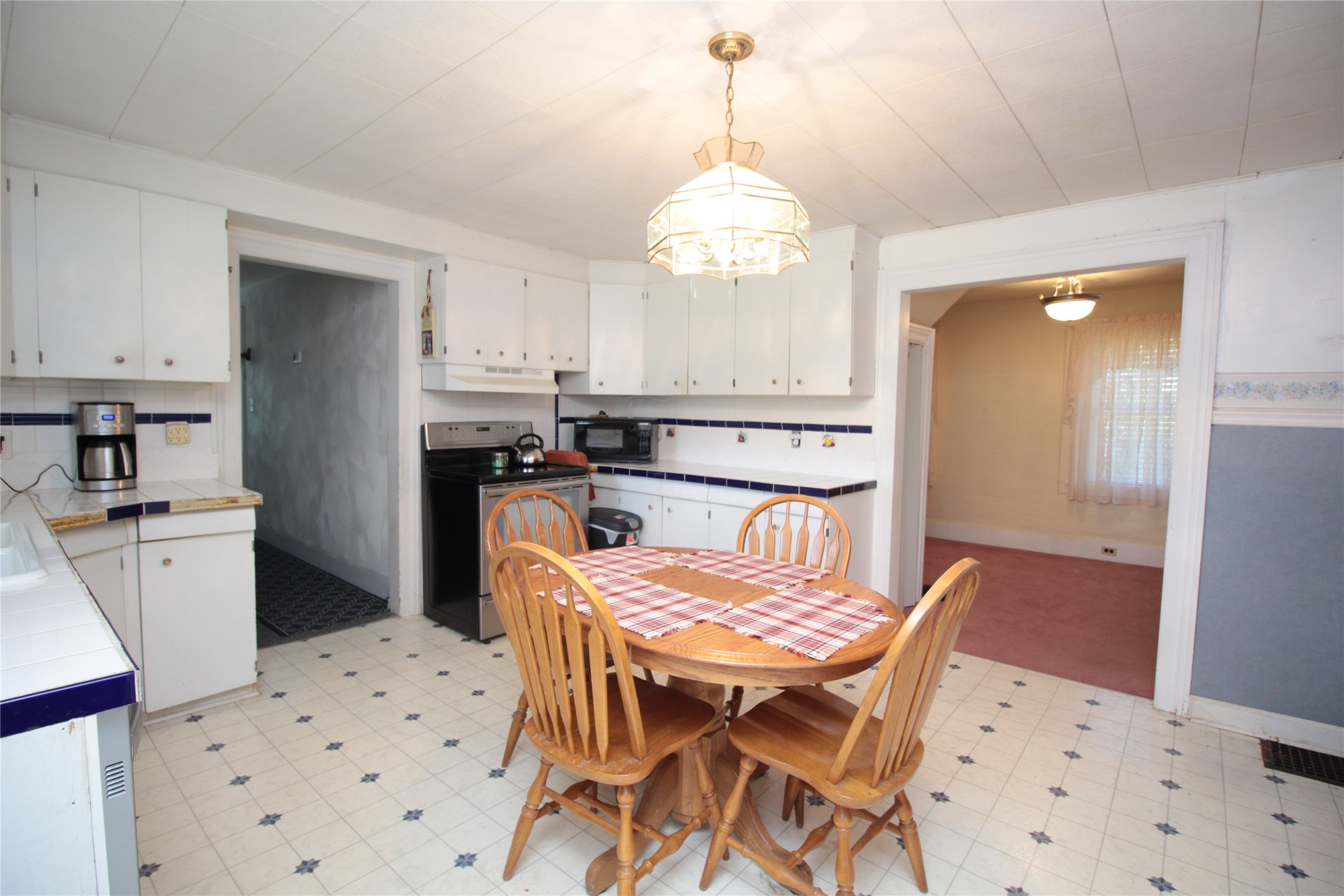 1049 Old State Road Binghamton, NY 13904 - Photo 6 of 45