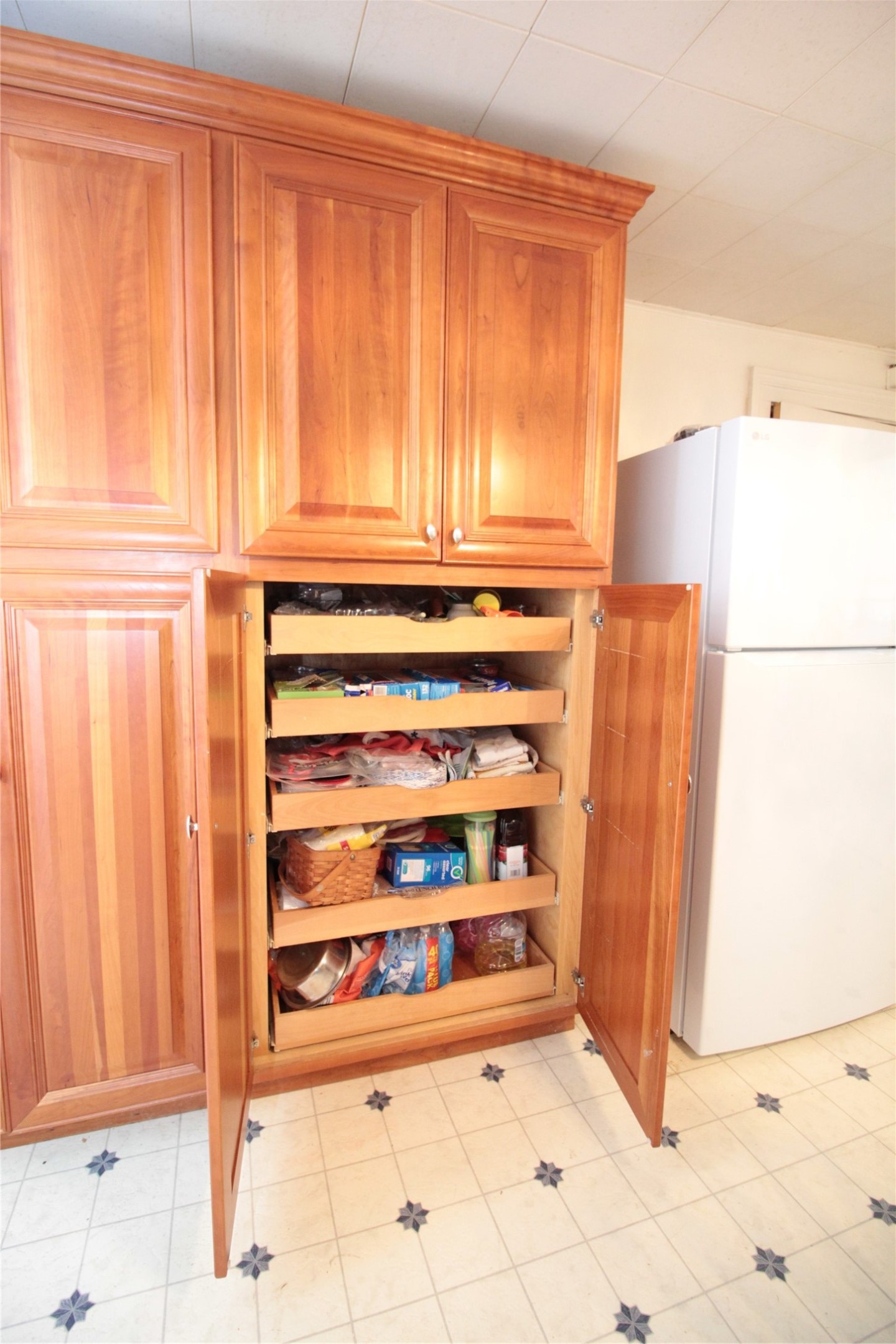 1049 Old State Road Binghamton, NY 13904 - Photo 8 of 45