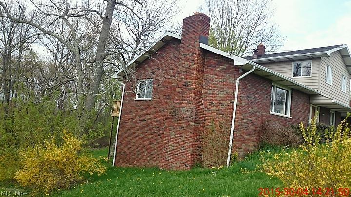 71590 Sharon Road Bridgeport, OH 43912 - Photo 2 of 6