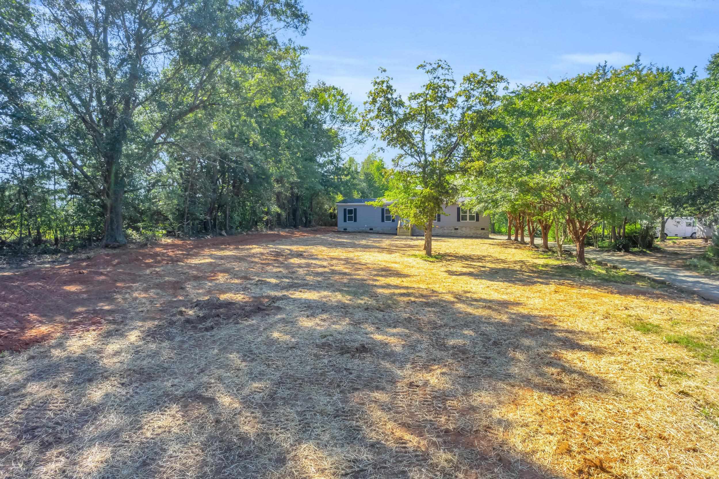 305 Wilkins Ford Road Inman, SC 29349 - Photo 5 of 35