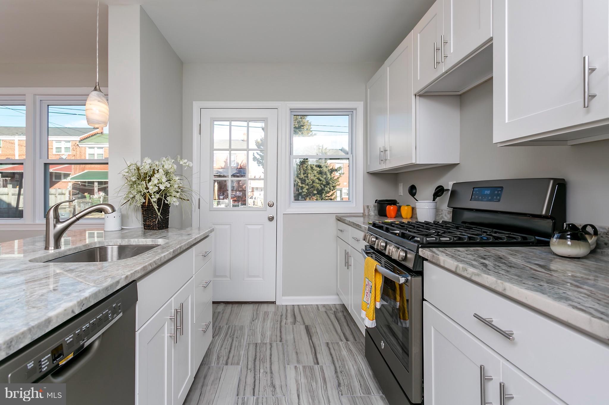 1232 Silverthorne Road Baltimore, MD 21239 - Photo 2 of 30 Kitchen