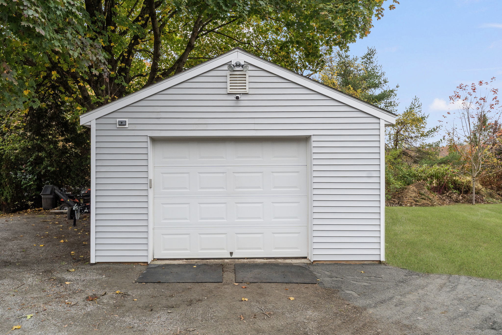 1567 Upper Maple Street Killingly, CT 06241 - Photo 26 of 36