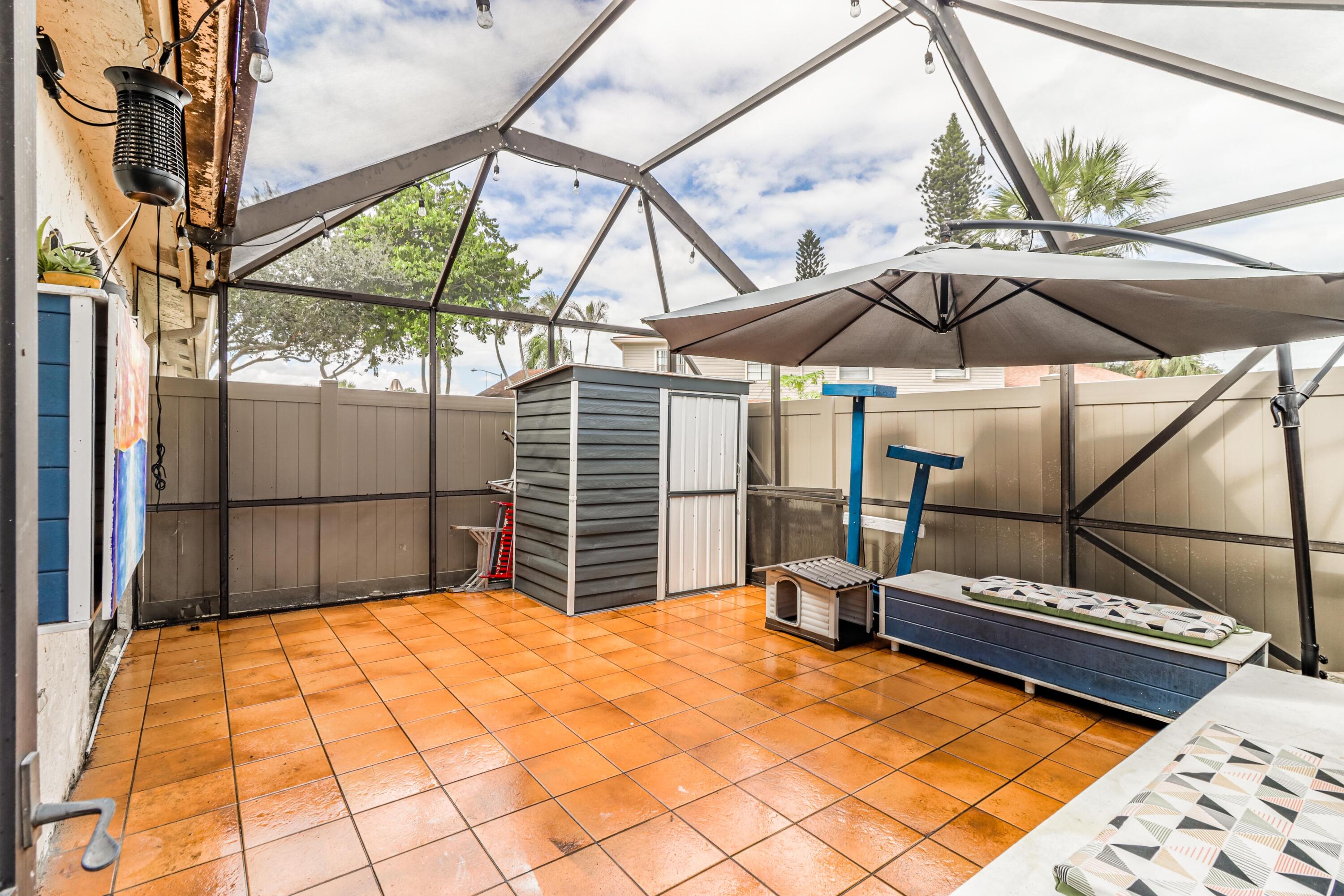 4475 Willow Pond Road, Unit B West Palm Beach, FL 33417 - Photo 23 of 31 IMG_6152-HDR