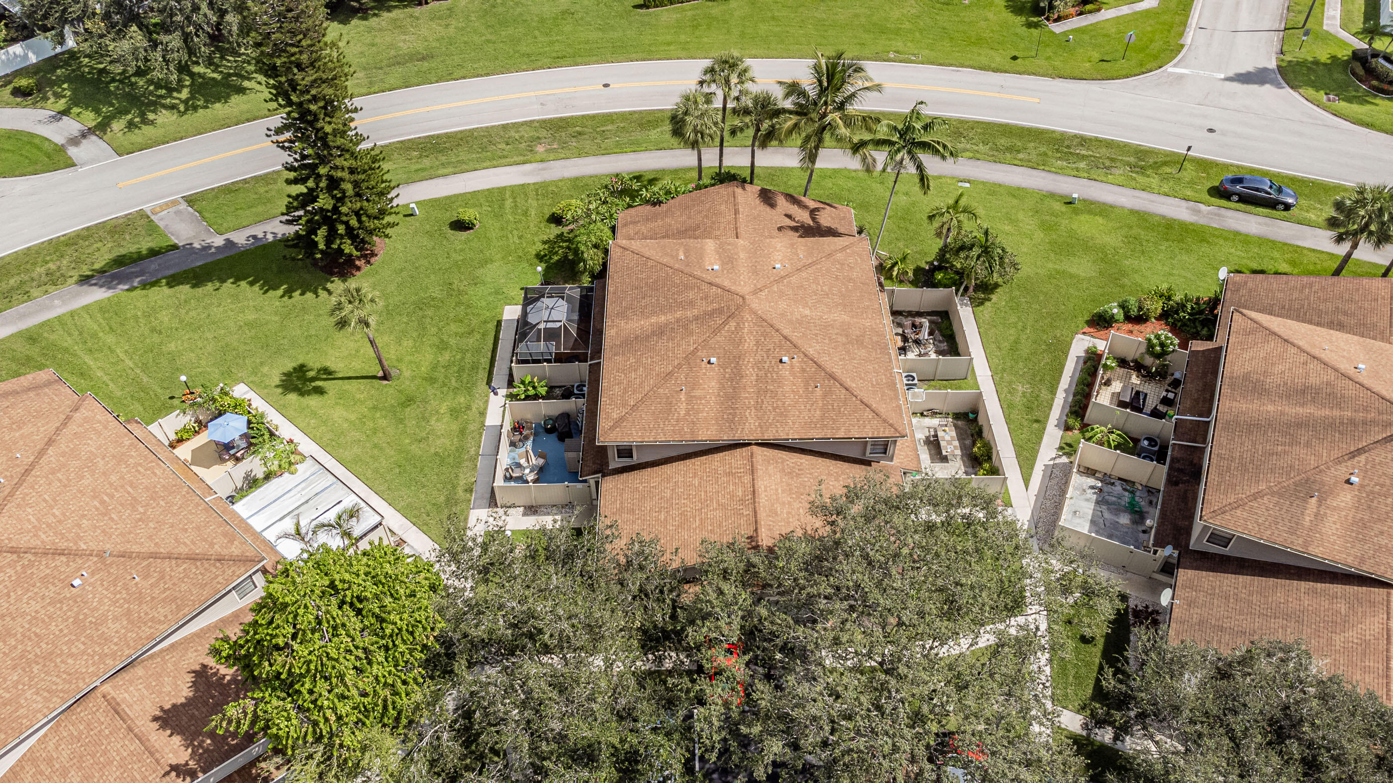 4475 Willow Pond Road, Unit B West Palm Beach, FL 33417 - Photo 3 of 31 DJI_0562