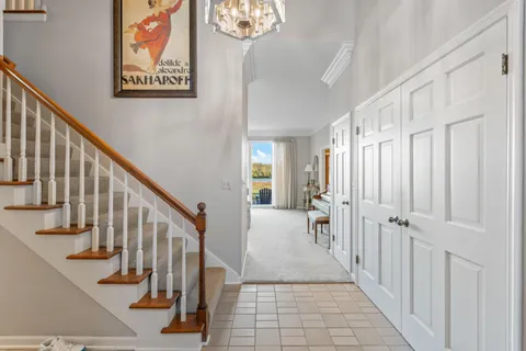 $639,900 | 2611 West Lake Vista Court, Mequon, WI 53092