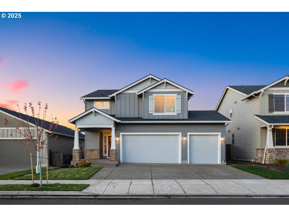 6421 Southeast 22nd Street Gresham, OR 97080 - Photo 36 of 39 a front view of a house with a yard