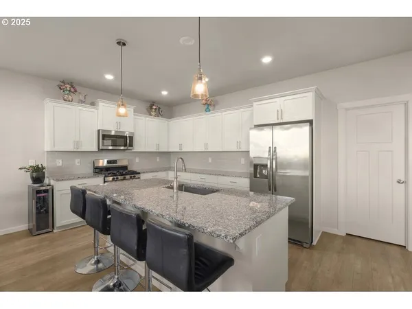 $560,000 | 6421 Southeast 22nd Street, Gresham, OR 97080