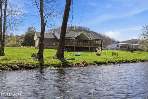 $899,000 | 135 Brandywine Place, Elizabethton, TN 37643