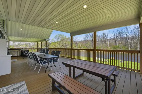 $899,000 | 135 Brandywine Place, Elizabethton, TN 37643