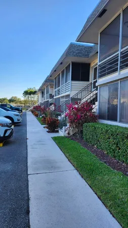 a front view of house with yard