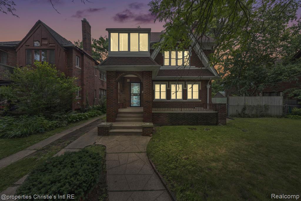 16581 Baylis Street Detroit, MI 48221 - Photo 1 of 34