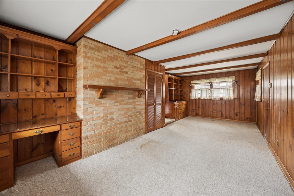 S645 Forest Street Winfield, IL 60190 - Photo 8 of 21