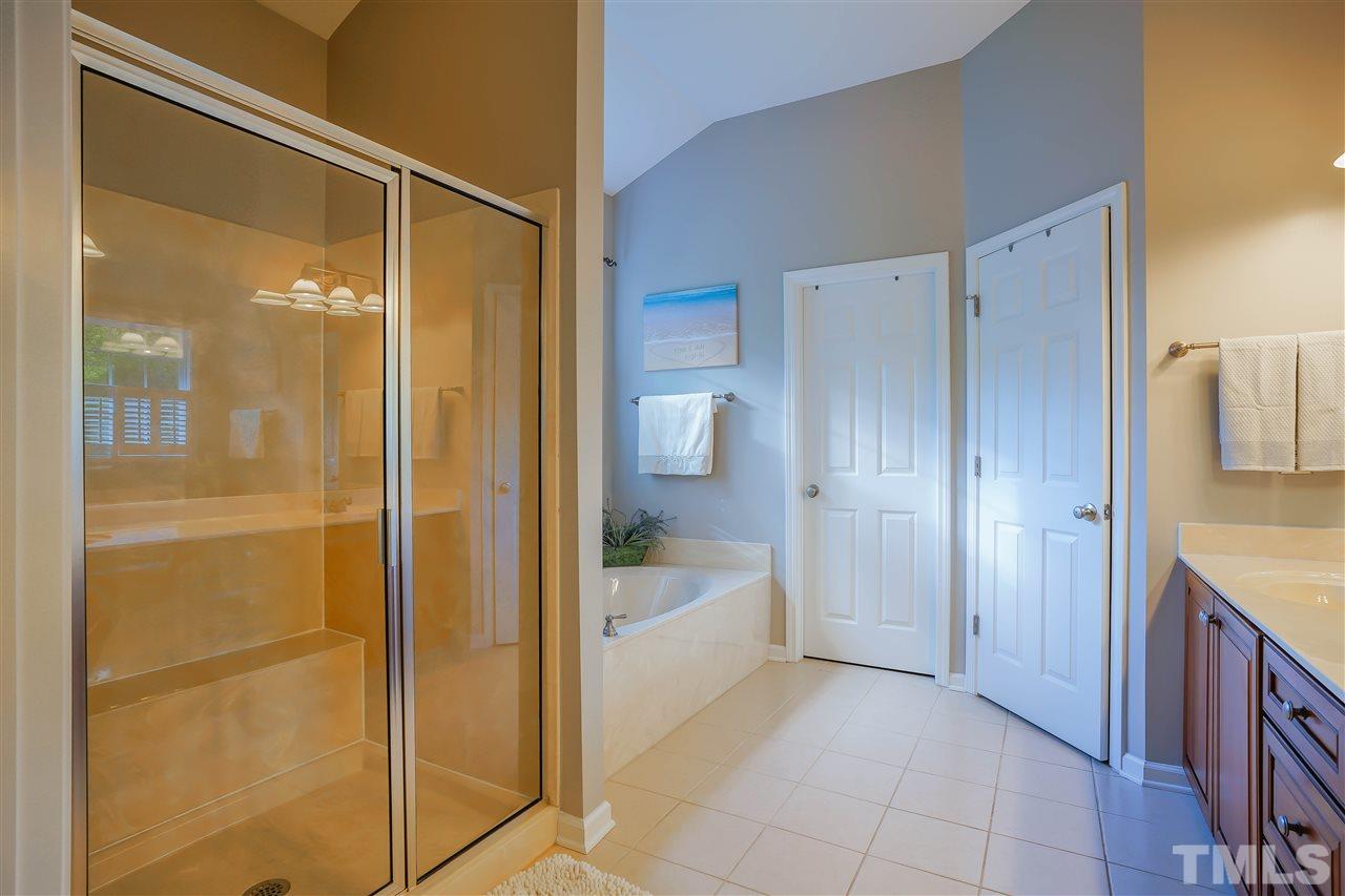 4428 Fairview Ridge Lane Apex, NC 27539 - Photo 13 of 25 Gallery Image 13