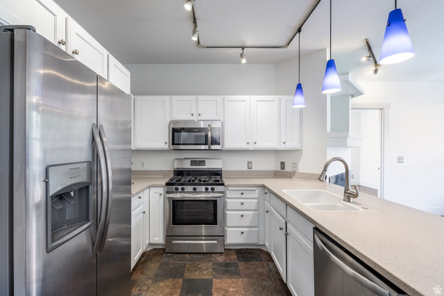 8430 Pointe Road, Unit G11 Park City, UT 84098 - Photo 2 of 24