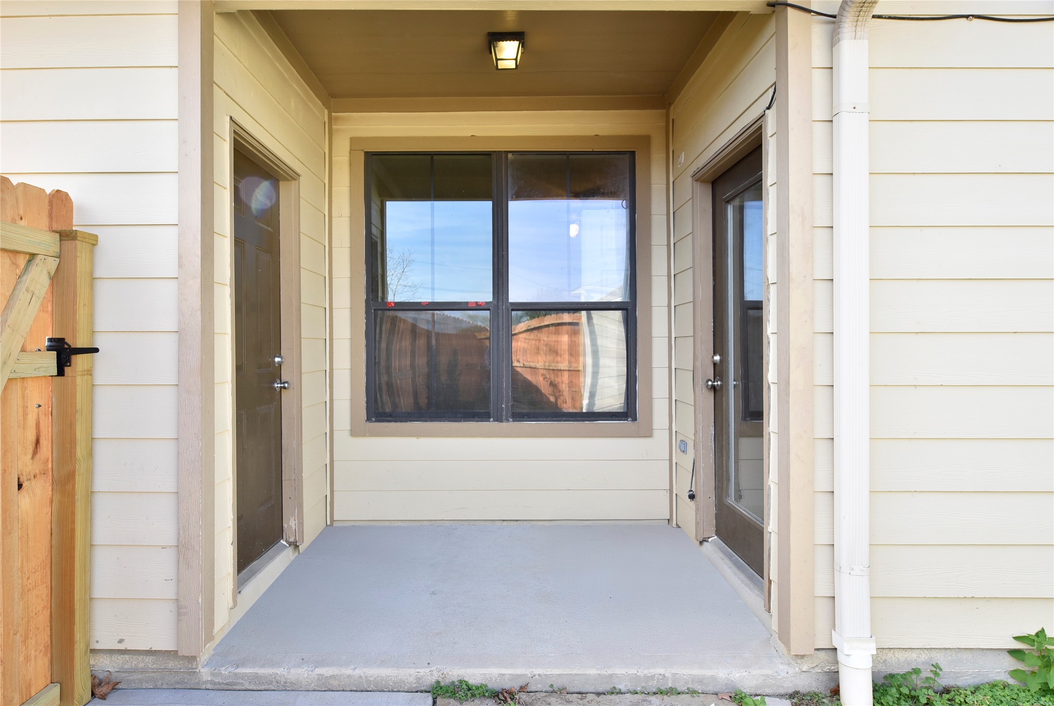 29703 Meridian Hill Drive Spring, TX 77386 - Photo 27 of 43 a view of front door of a house