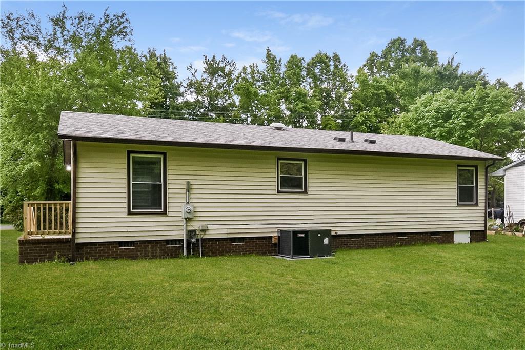 2034 Willow Road Greensboro, NC 27406 - Photo 14 of 16