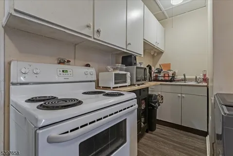 $1,200,000 | 104 Ridgedale Avenue, Cedar Knolls, NJ 07927