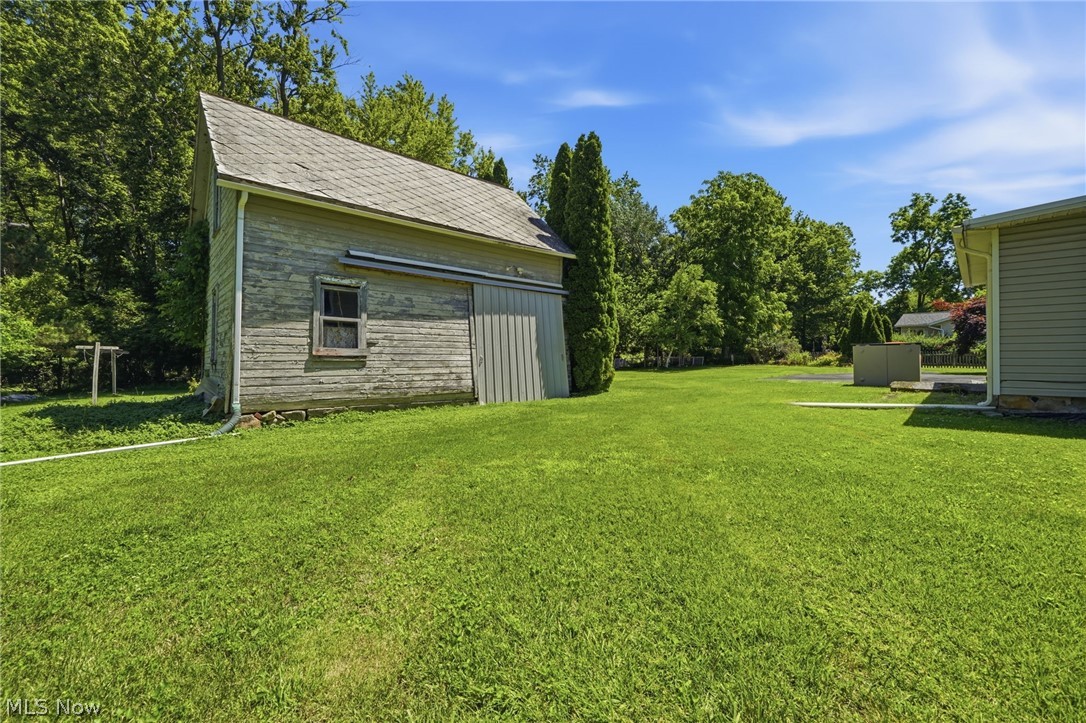 1105 Vermilion Road Vermilion, OH 44089 - Photo 45 of 50 Outbuilding and yard
