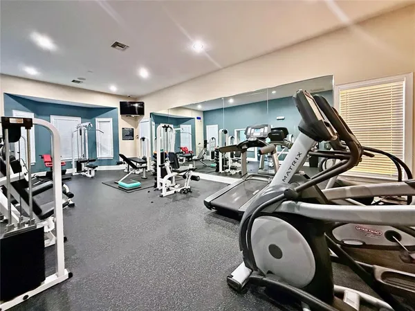 $174,900 | 18013 Villa Creek Drive, Tampa, FL 33647