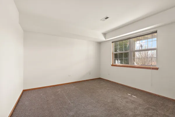 $319,900 | 6881 Geneva Drive, Tinley Park, IL 60477