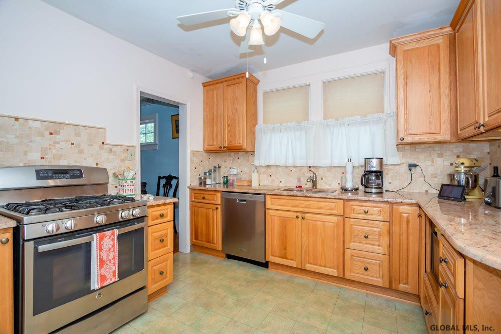 1150 Ardsley Road Schenectady, NY 12308 - Photo 13 of 32 Photo 13