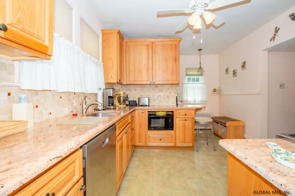1150 Ardsley Road Schenectady, NY 12308 - Photo 15 of 32 Photo 15